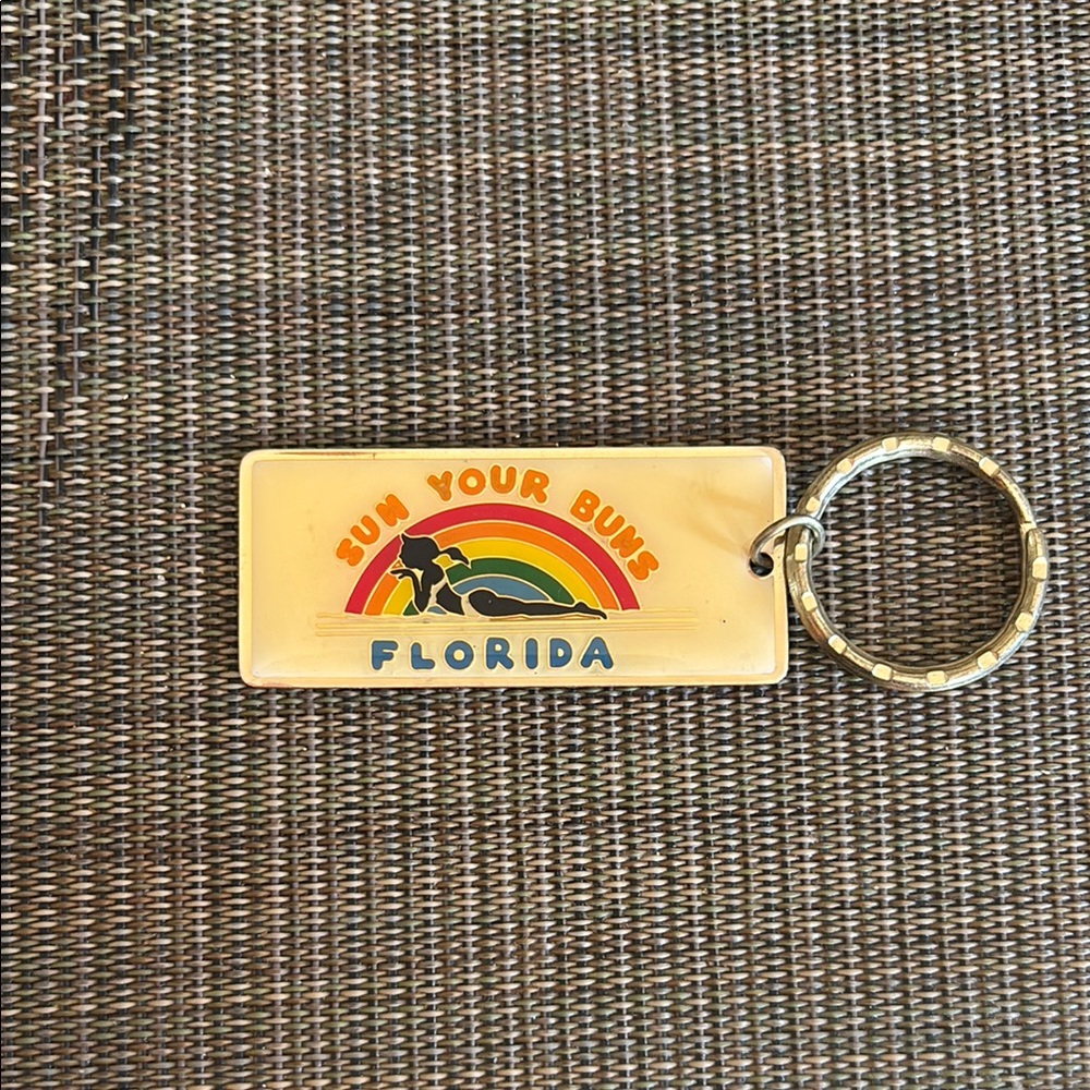 Vintage ‘Sun Your Buns’ Florida Keychain